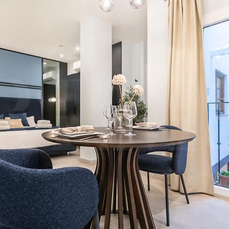 Intimate Studio In The Heart Of Malaga By Rems Luaran gambar