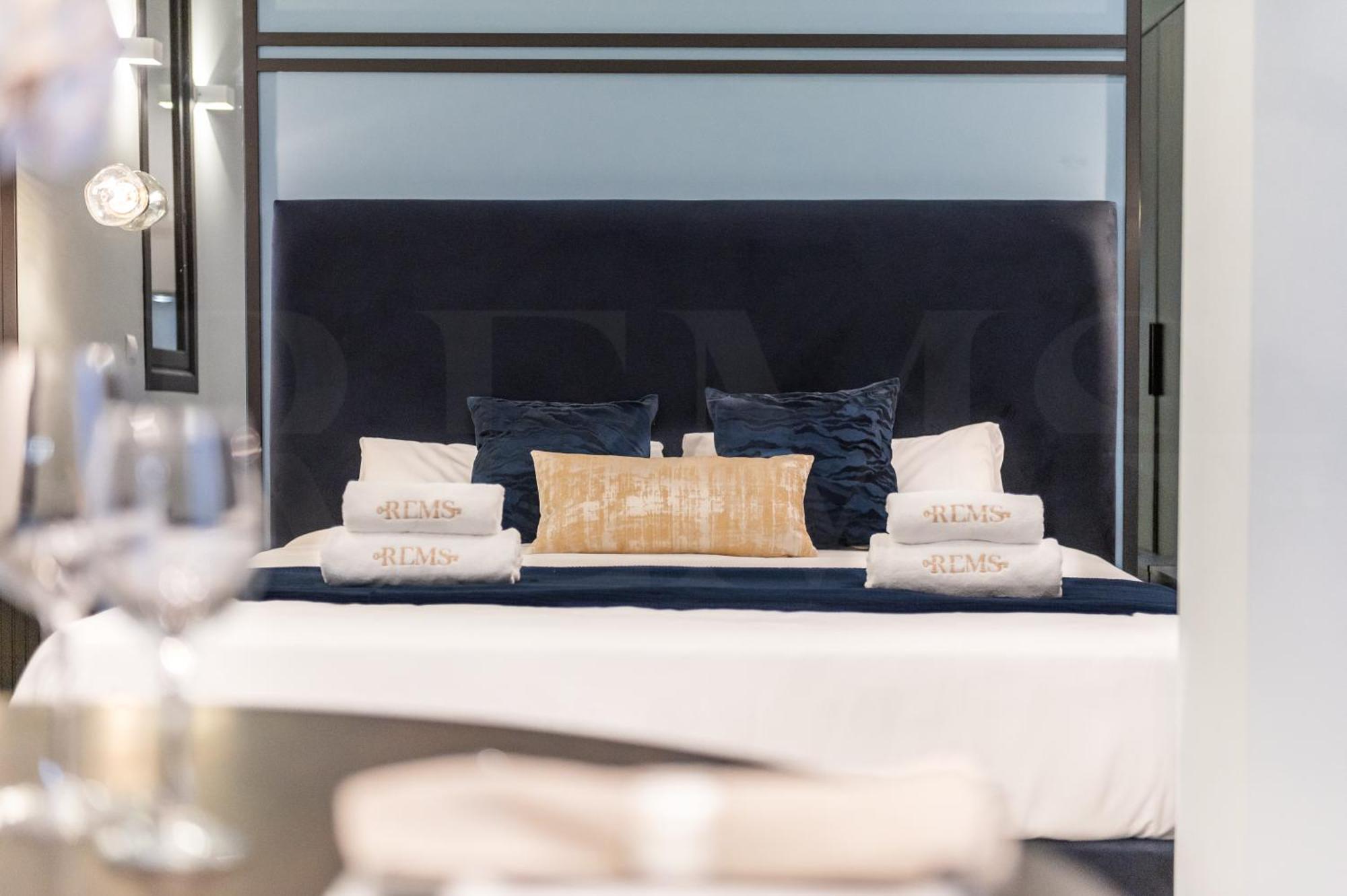 Intimate Studio In The Heart Of Malaga By Rems Luaran gambar